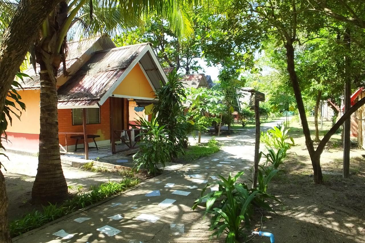 Kradan Beach Resort Exterior foto